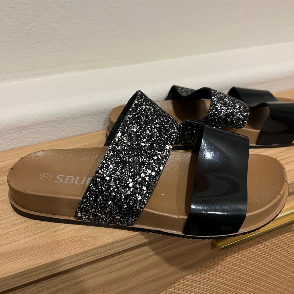 Sandal
